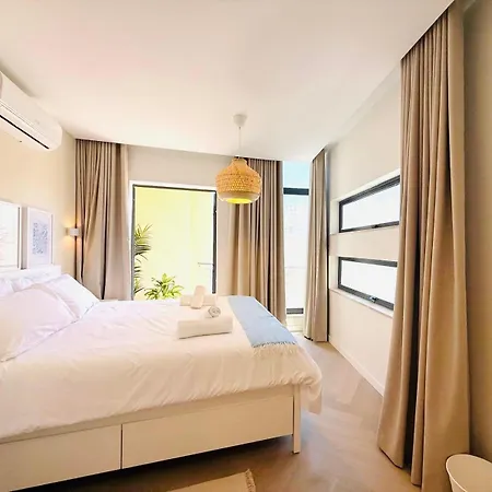 3 Kj One Bedroom In The Village Centre Lägenhet Mellieħa