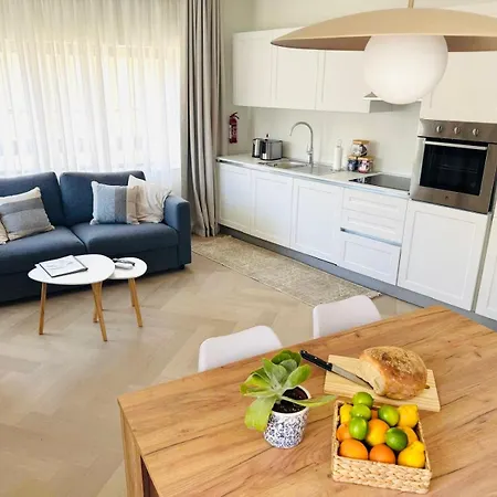 3 Kj One Bedroom In The Village Centre Lägenhet Mellieħa