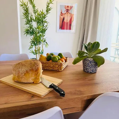 3 Kj One Bedroom In The Village Centre Mellieħa