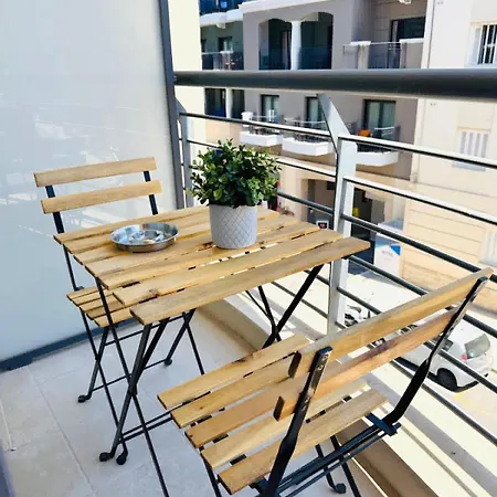 Lägenhet 3 Kj One Bedroom In The Village Centre Mellieħa