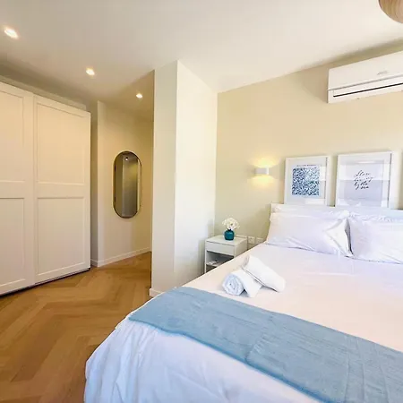3 Kj One Bedroom In The Village Centre